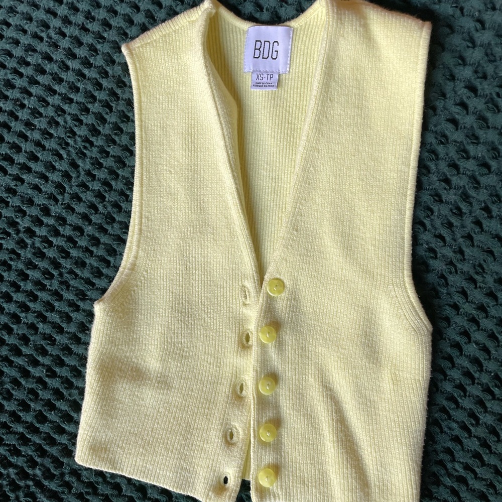 BDG knit vest